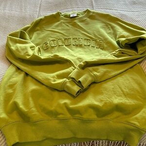 Columbia sweatshirt